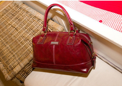 廠家直銷新款歐美時(shí)尚女包 商務(wù)與潮流的一件代發(fā)解決方案